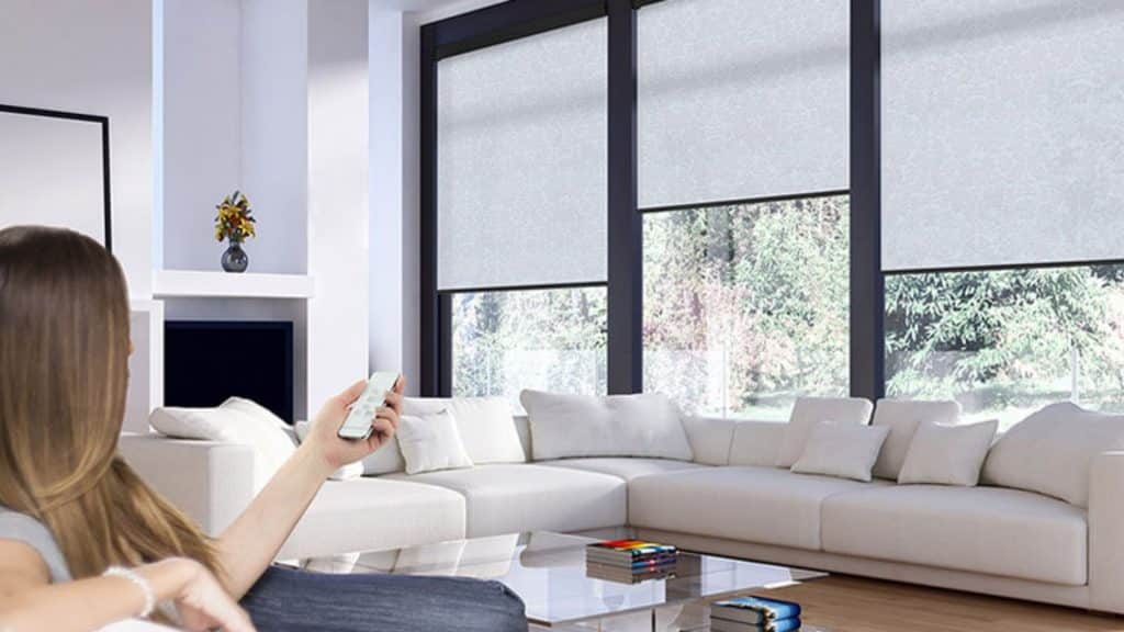 What Makes Smart Curtains A Smart Choice In Dubai?