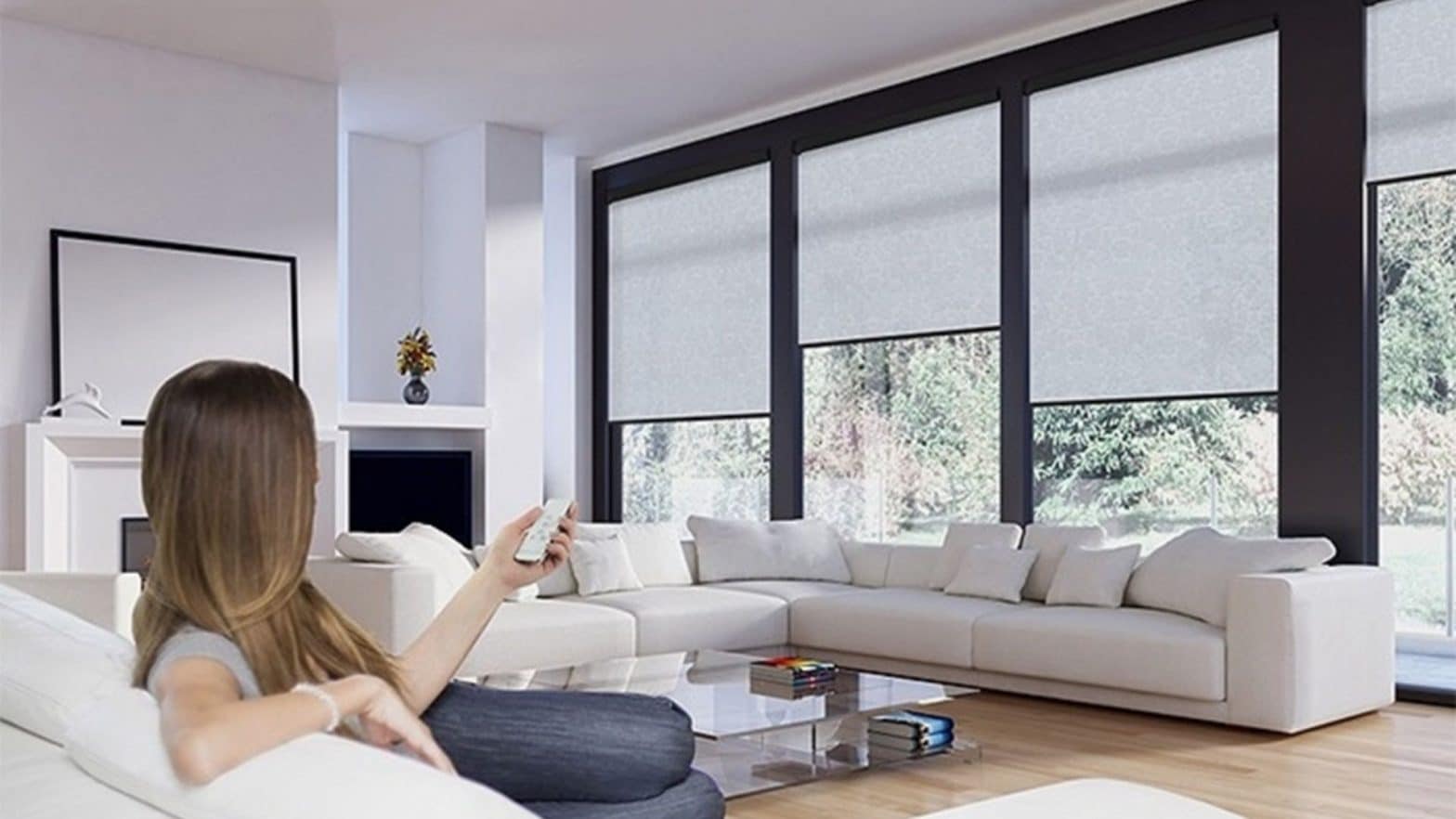 What Are the Advantages of Using Roller and Motorized Blinds