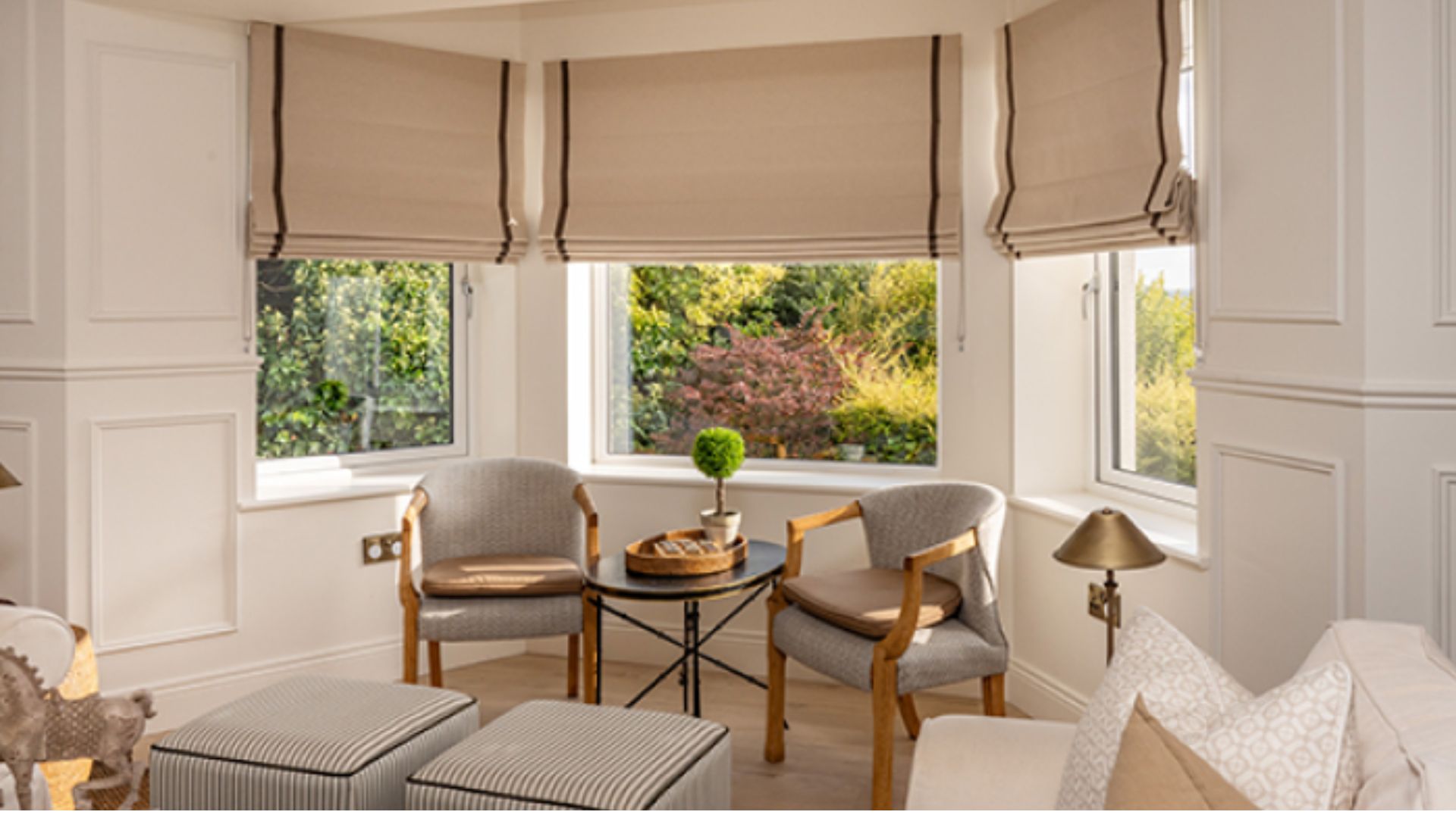 The Pros and Cons of Different Roman Blind Fabrics