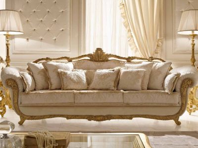 CLASSIC SOFAS​