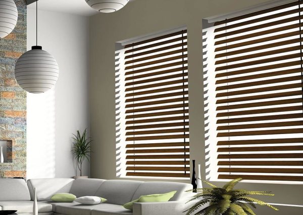 Venetian Blinds In Dubai | Leeds Furnishing